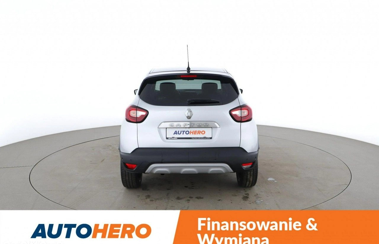 Renault Captur cena 54200 przebieg: 67686, rok produkcji 2019 z Niemcza małe 301